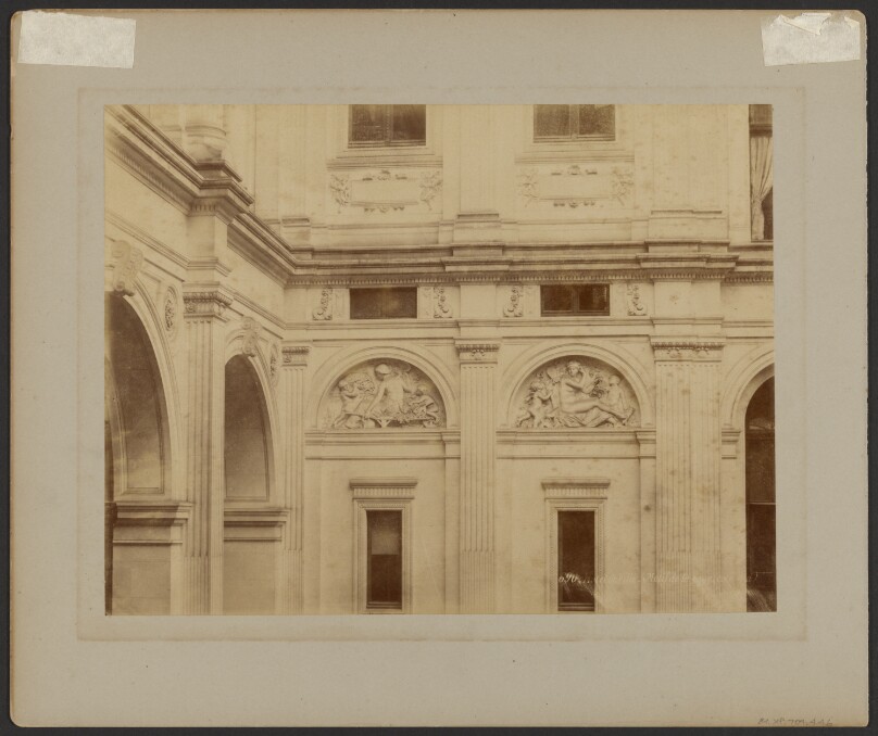 Hotel de Ville, motif de la tour (côté sud)