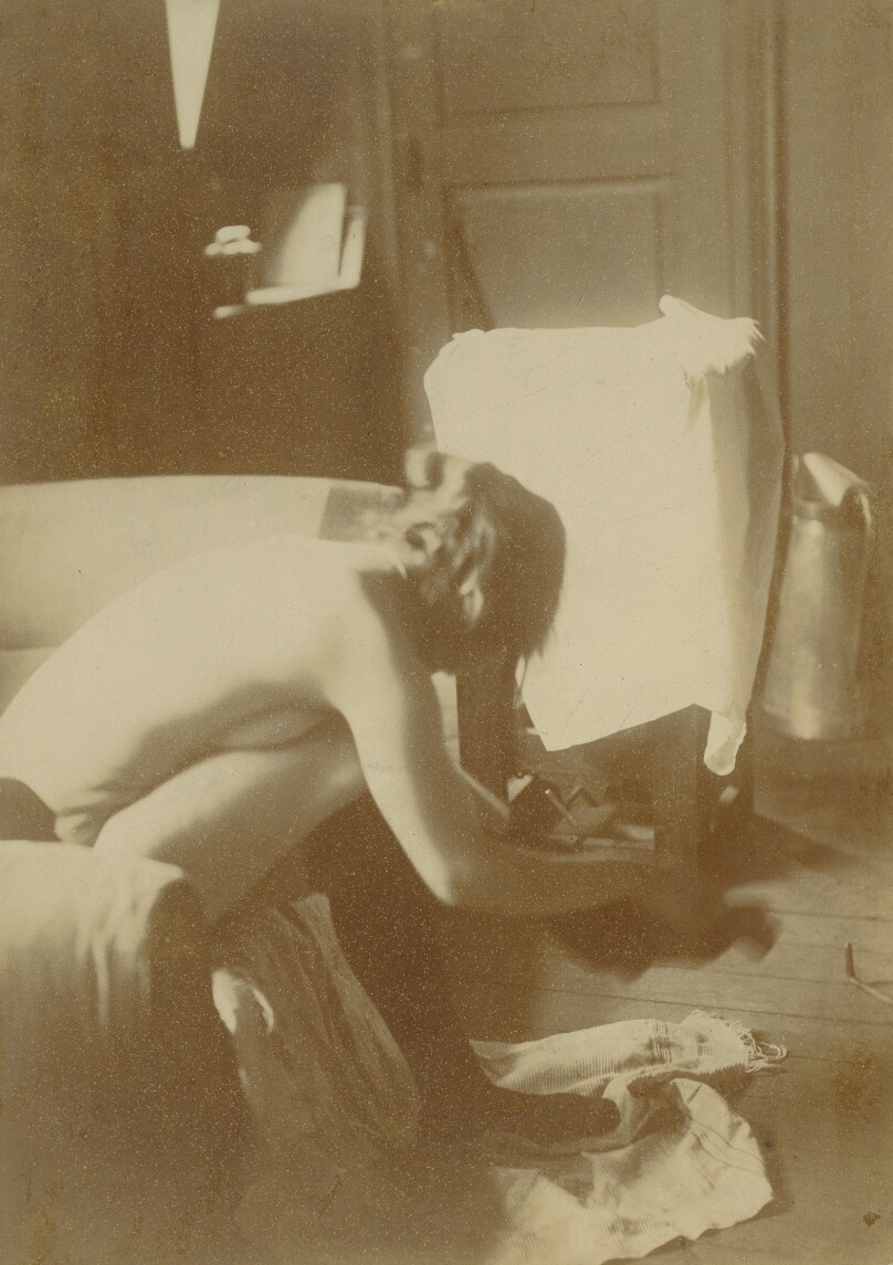 [Seated Nude]