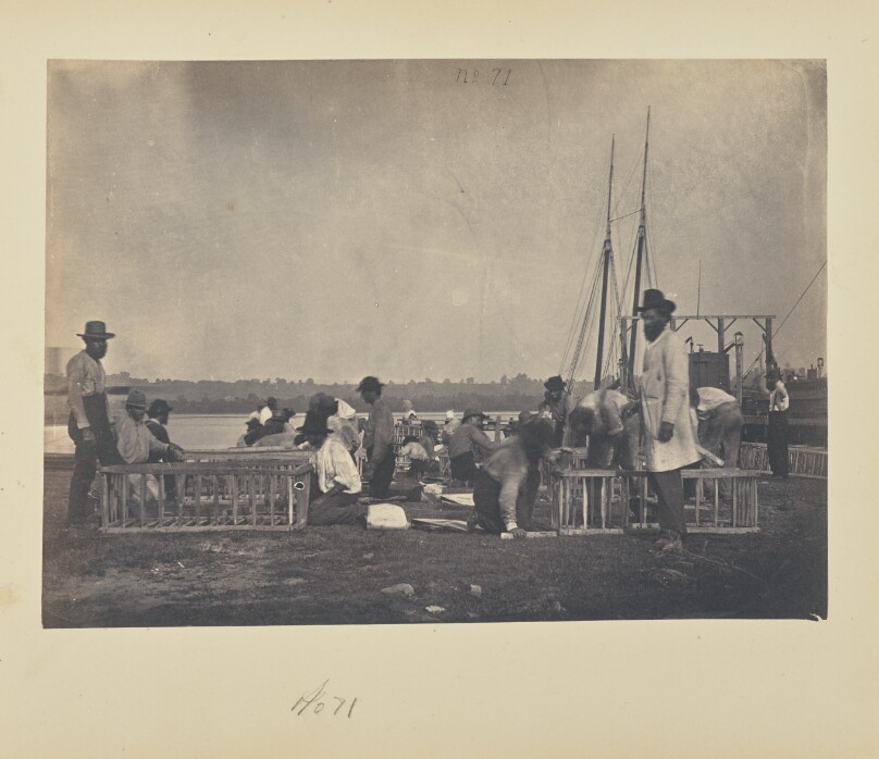 [Constructing blanket boats]