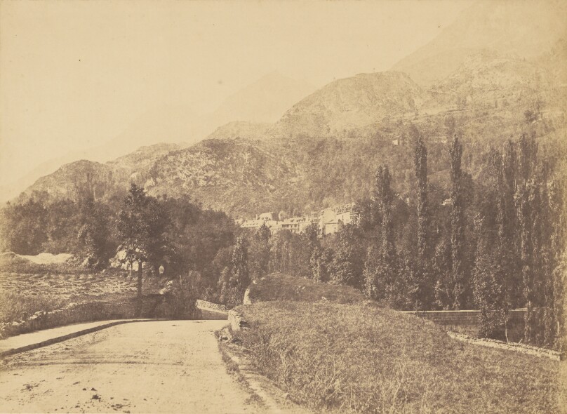 [Road leading up to mountains]