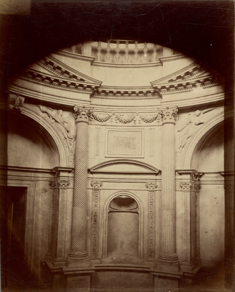 [Interior of a pilgrims church]