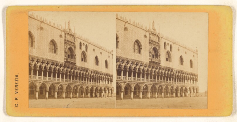 Doge's palace towards the sqaure.