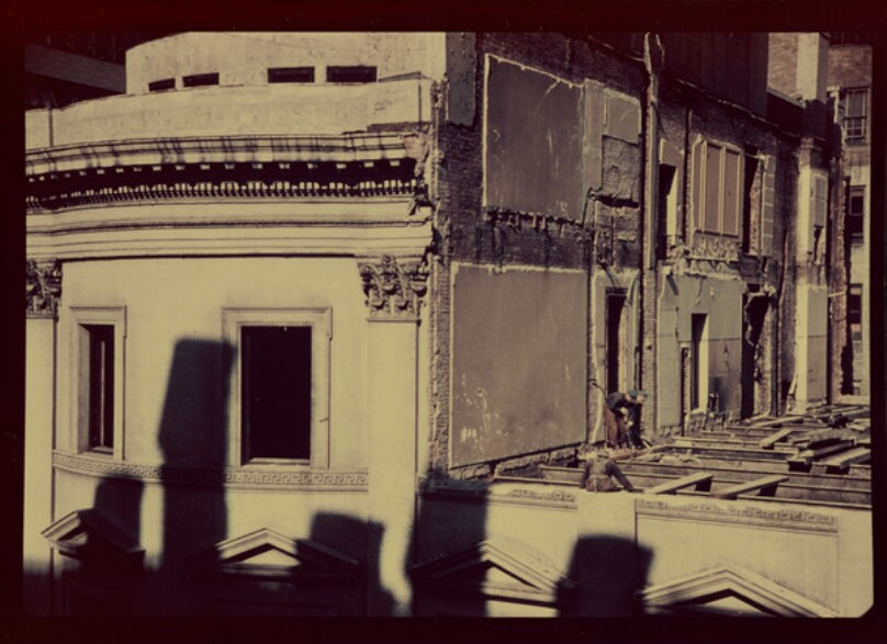 A Great Corinthian Town House on the Way to Extinction