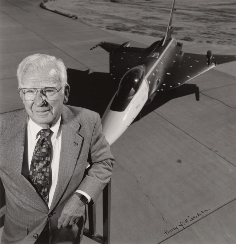 Harry Hillaker