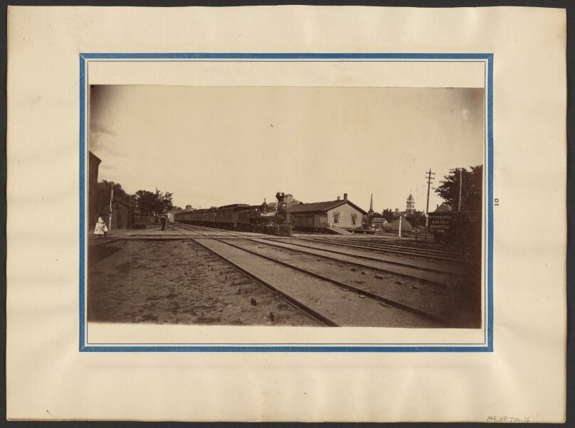[Railroad station, Maple City]