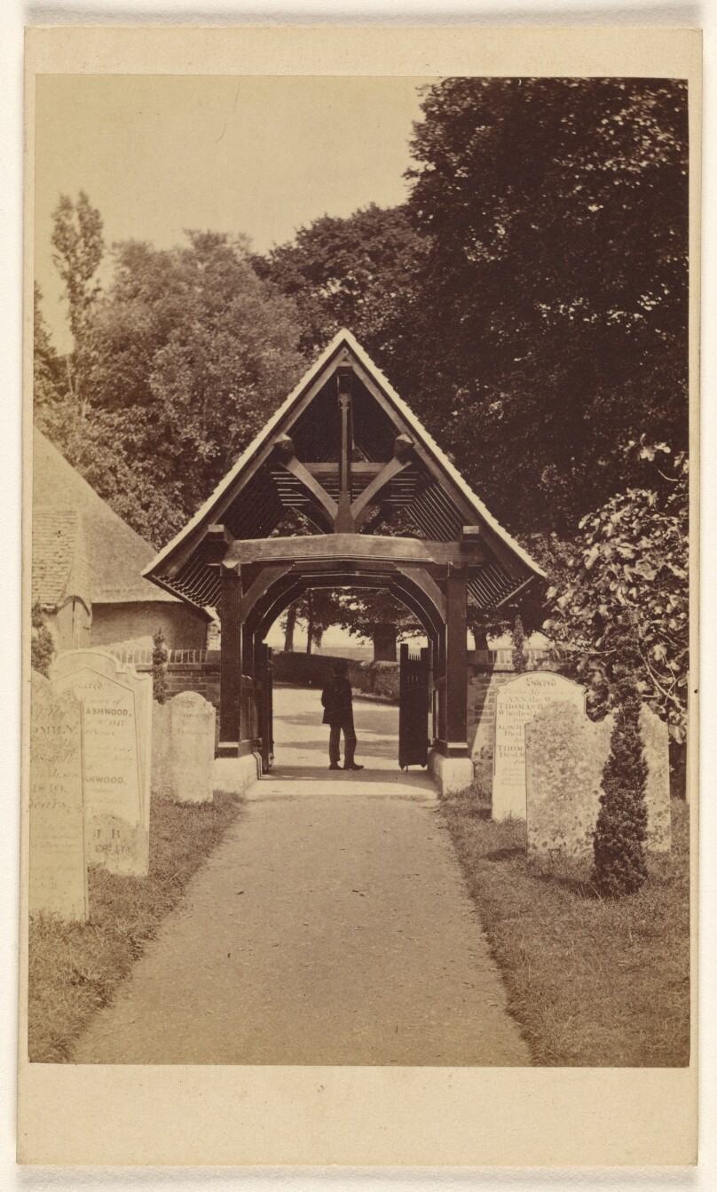 Lich Gate, Whippingham.