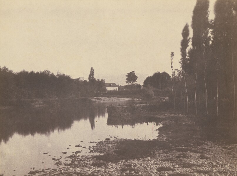 Paysage à Pau regardant les Pyrénées