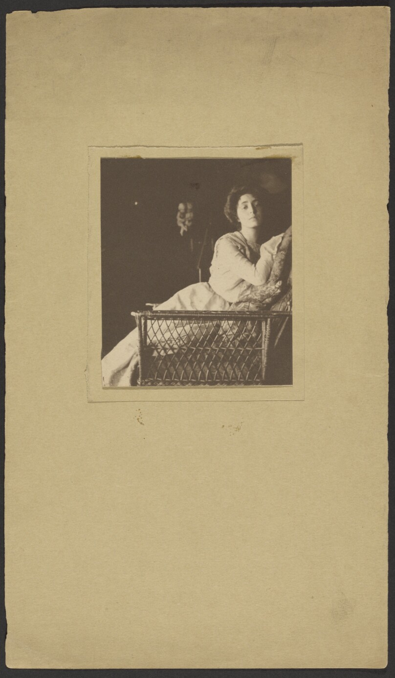 [Portrait of Mercedes de Cordoba]
