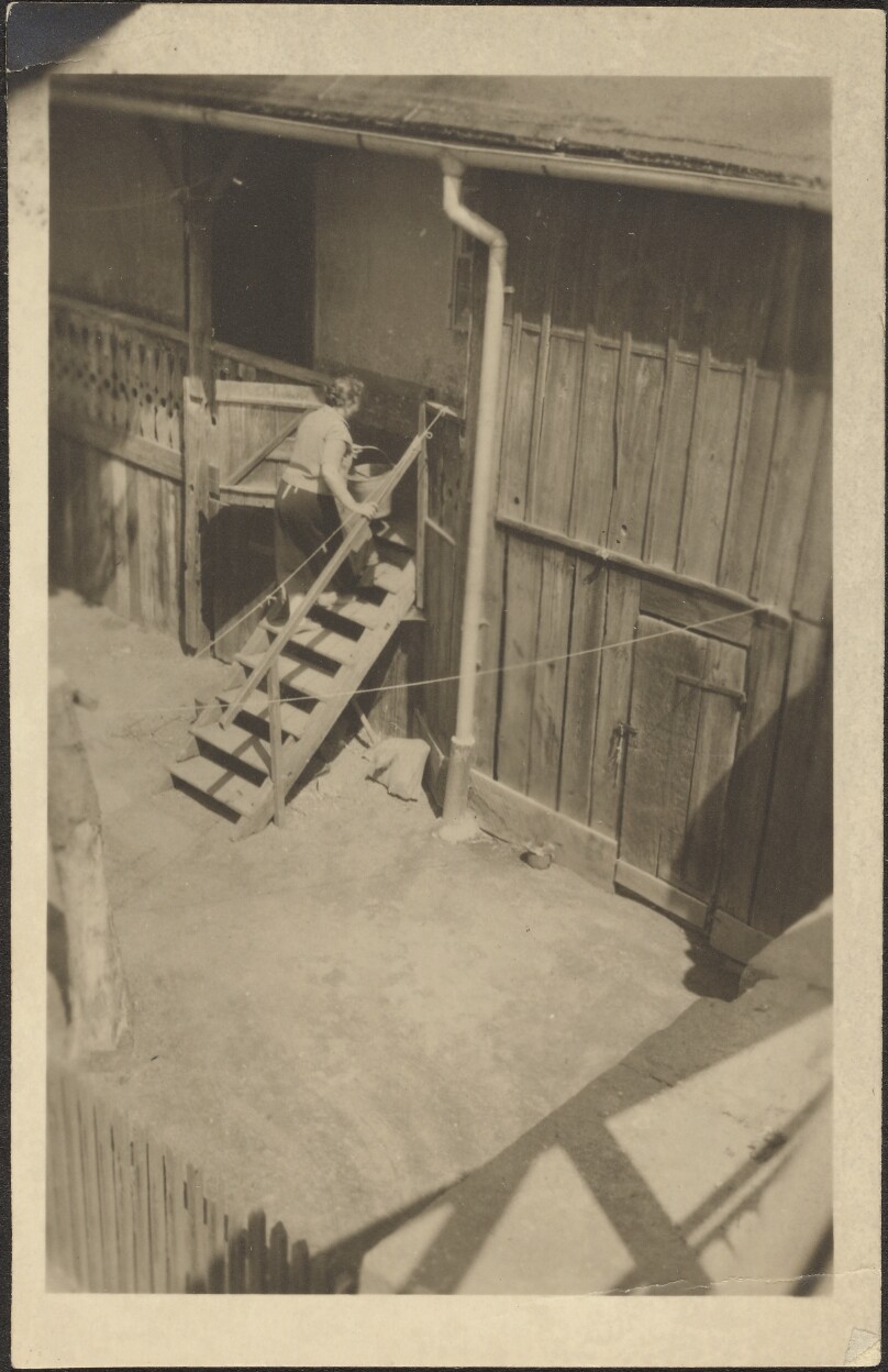 [Woman climbing stairs]