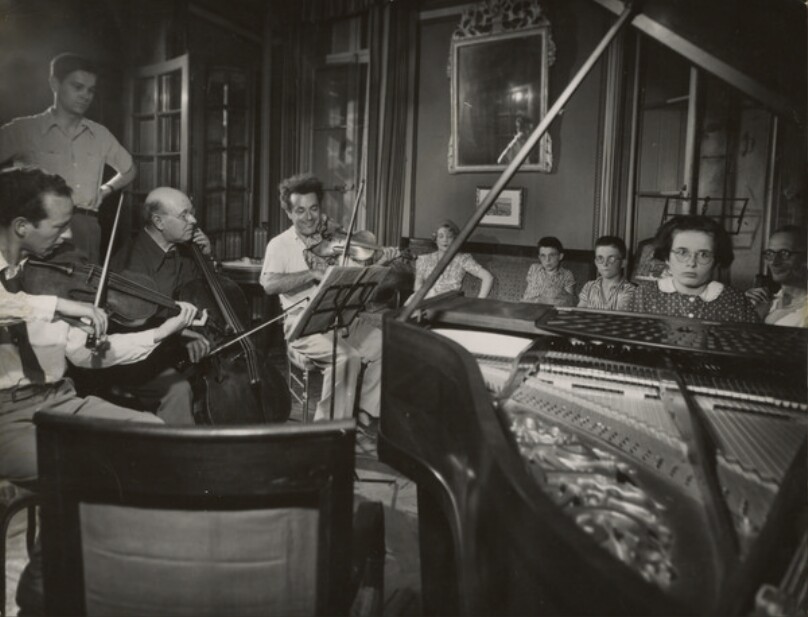 [Informal Concert at The Home of Dr. Rene Puig]