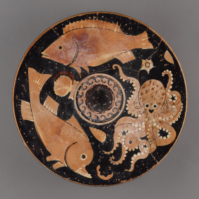 Paestan Red-Figure Fish Plate