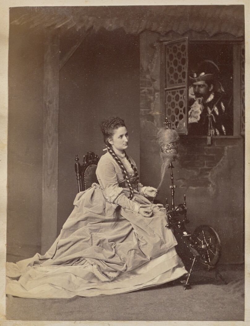 [Portrait of Princess Maria Ghika-Comăneşti and Prince Alexandru B. Ştirbei in costume]