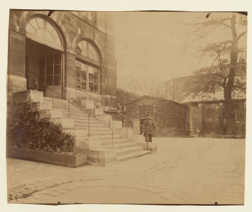 [Annexe de l'Hôtel-Dieu, cour Saint-Julien-le Pauvre]