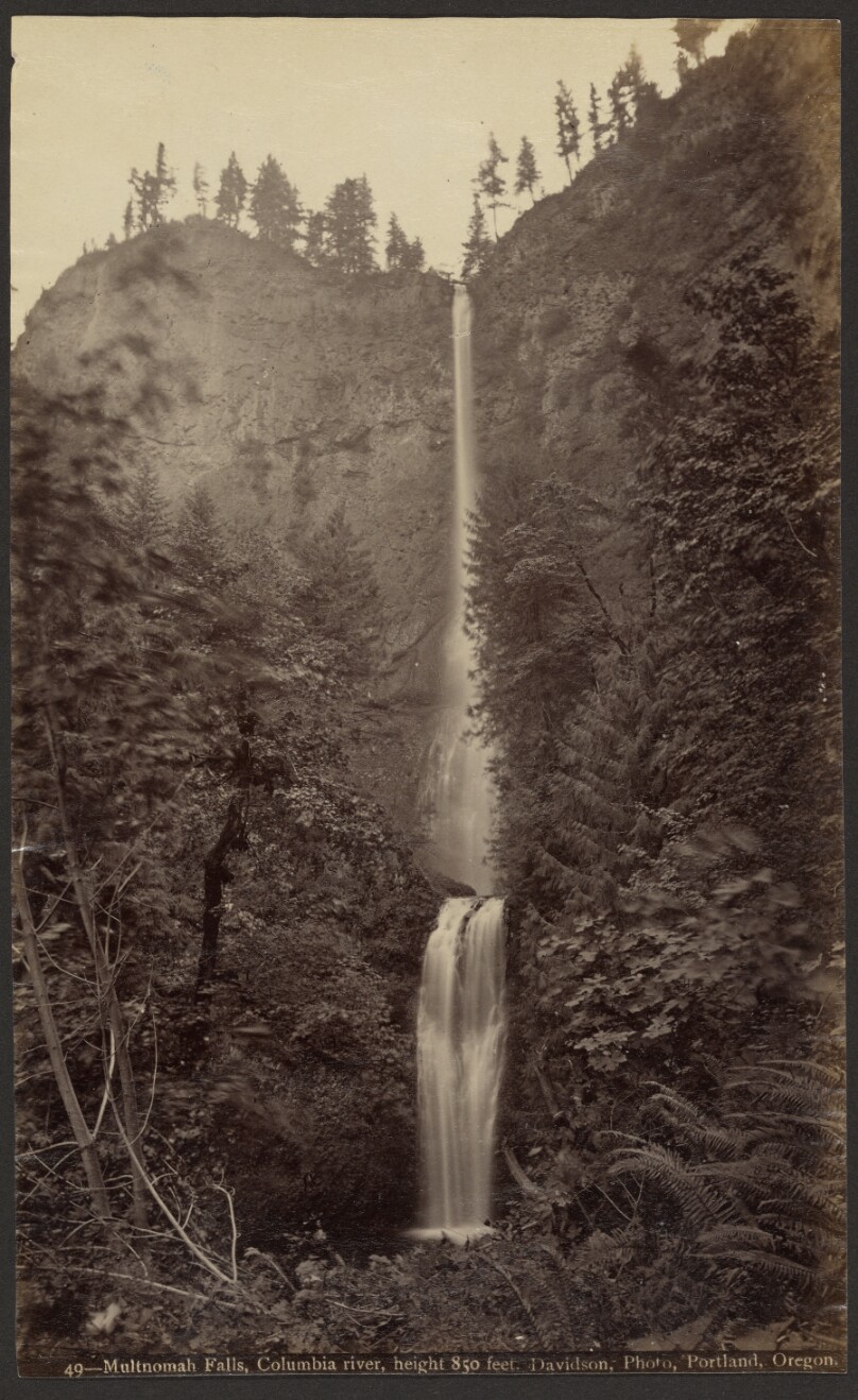 Multnomah Falls, Columbia River