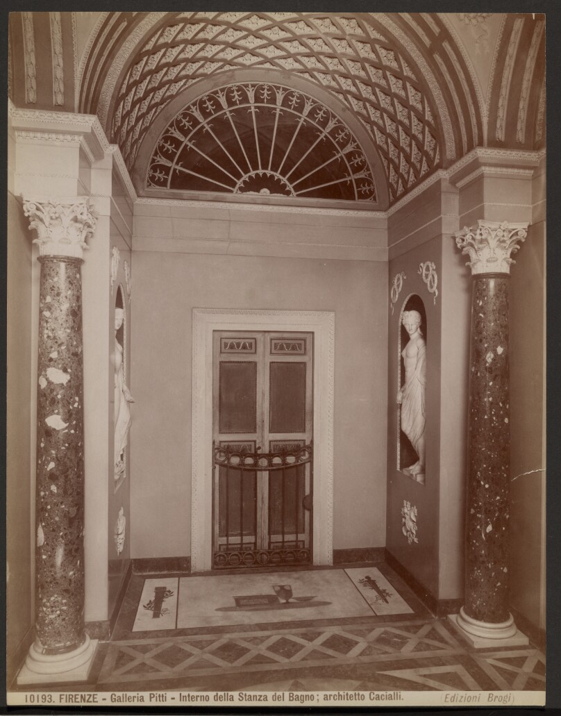 Galleria Pitti - Interno della Stanza del Bagno