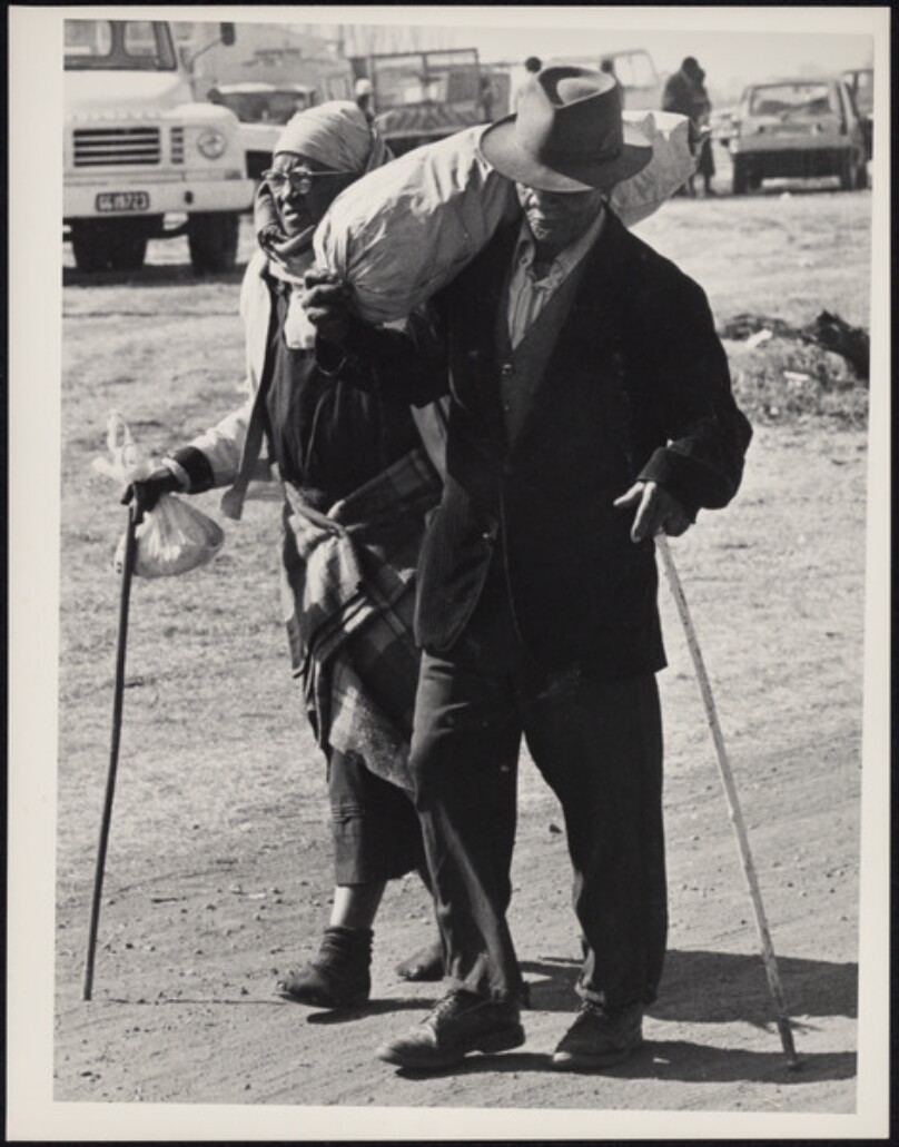 Untitled [Relocation, couple]