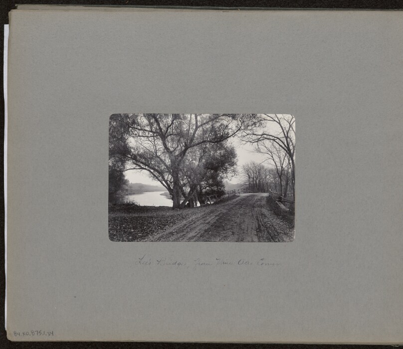 Lee's Bridge