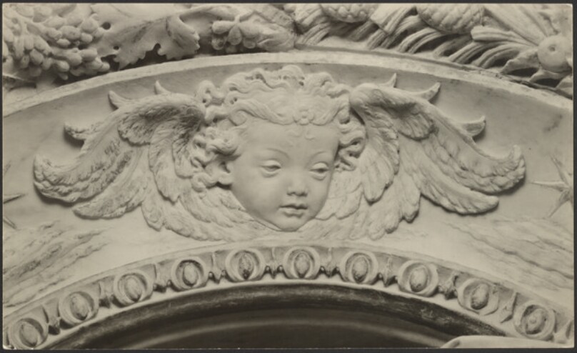 Detail of frame, Angel, by Antonio Rossellino.
