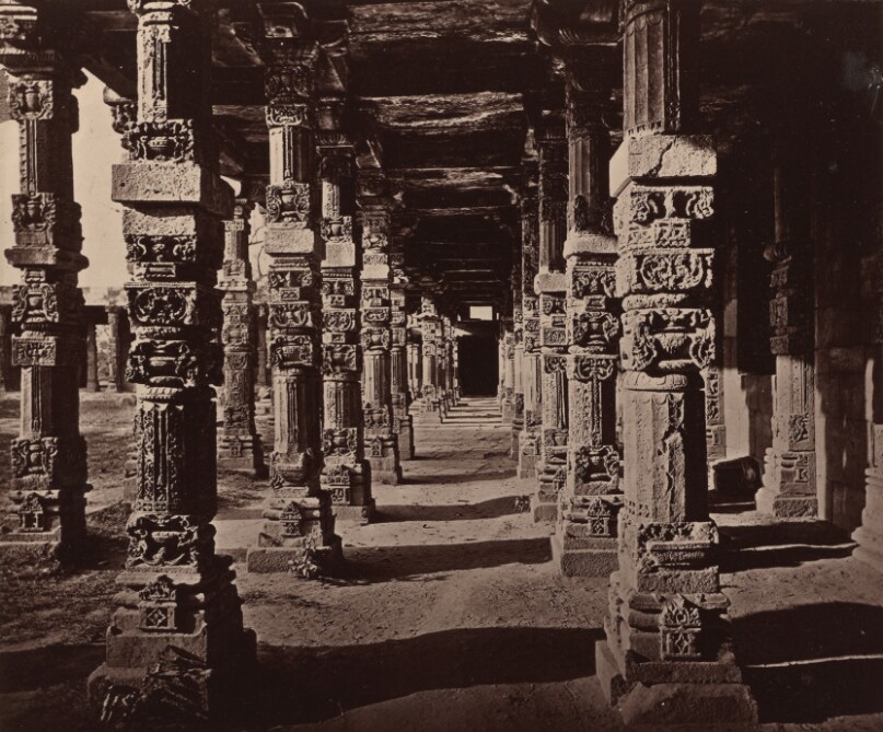 Interior of the Colonnade of Hindoo Pillars at the Kootub