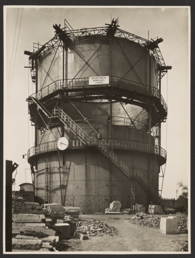 [water tower under construction]