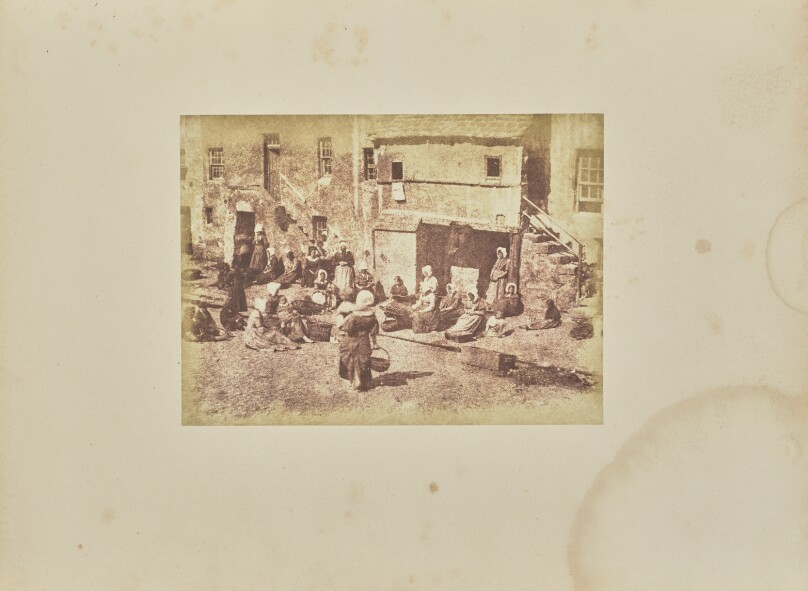 [Fishergate, St Andrews, Women and Children Baiting the Lines]