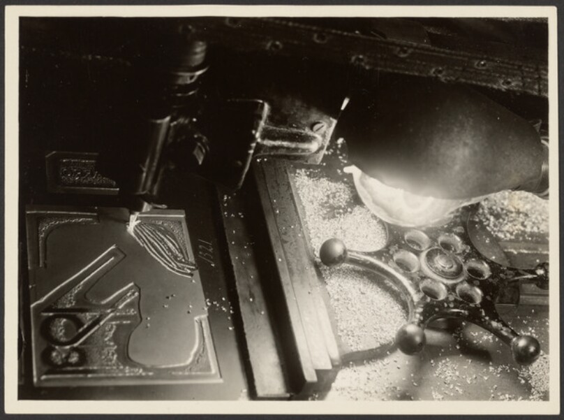 [Milling Machine and Line Block]