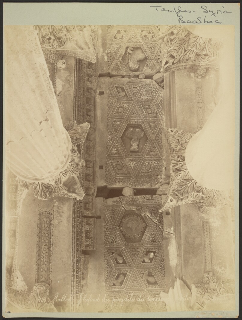 Balbek, Plafond du pérystile du temple de Jupiter