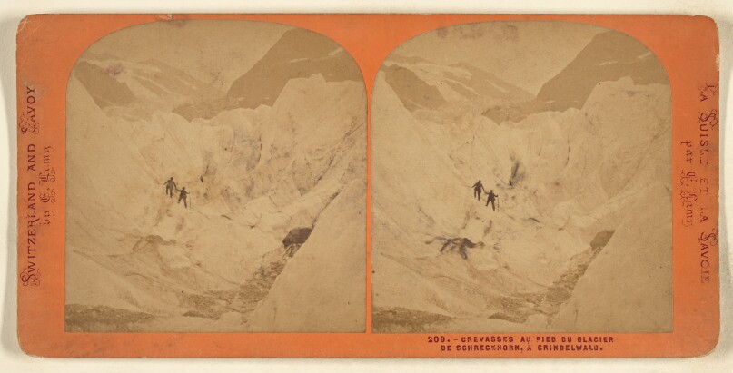 Crevasses au Pied du Glacier de Schreckhorn, a Grindelwald.