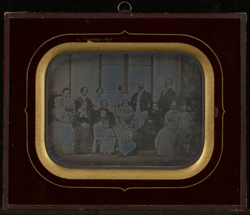 [Family group portrait of fourteen Eynard-Lullin members]