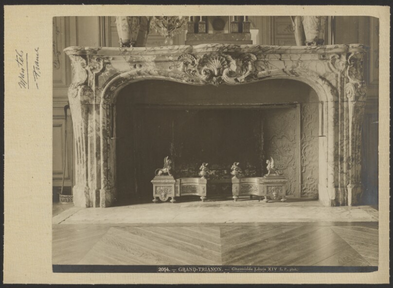 Grand Trianon, Cheminée Louis XIV