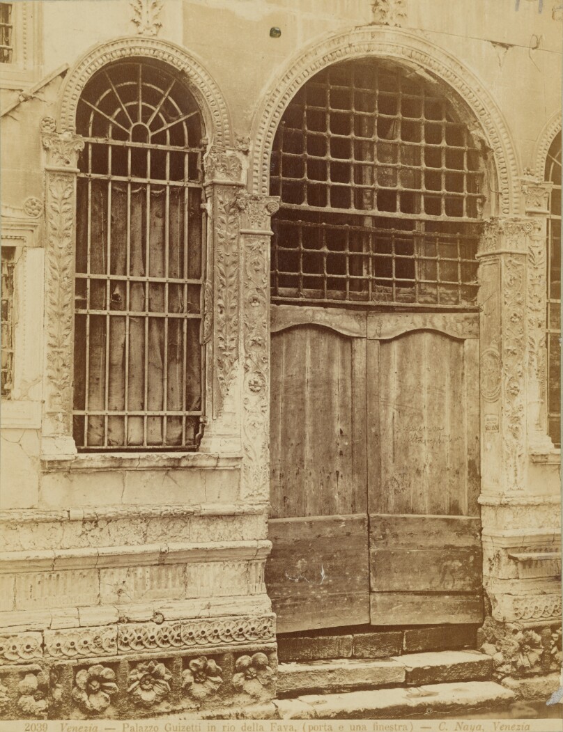 Guizetti Palace - door and window