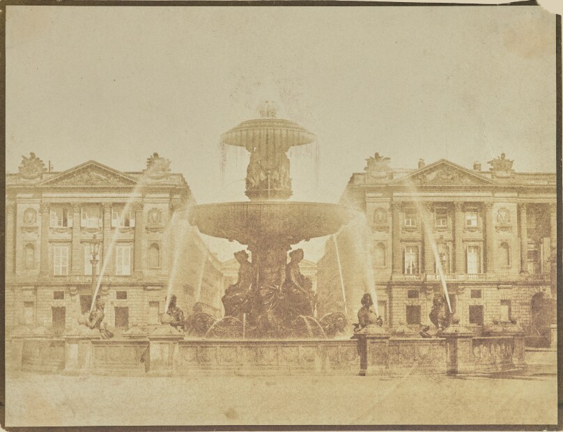 [La Fontaine des Fleuves, Place de la Concorde, Paris]