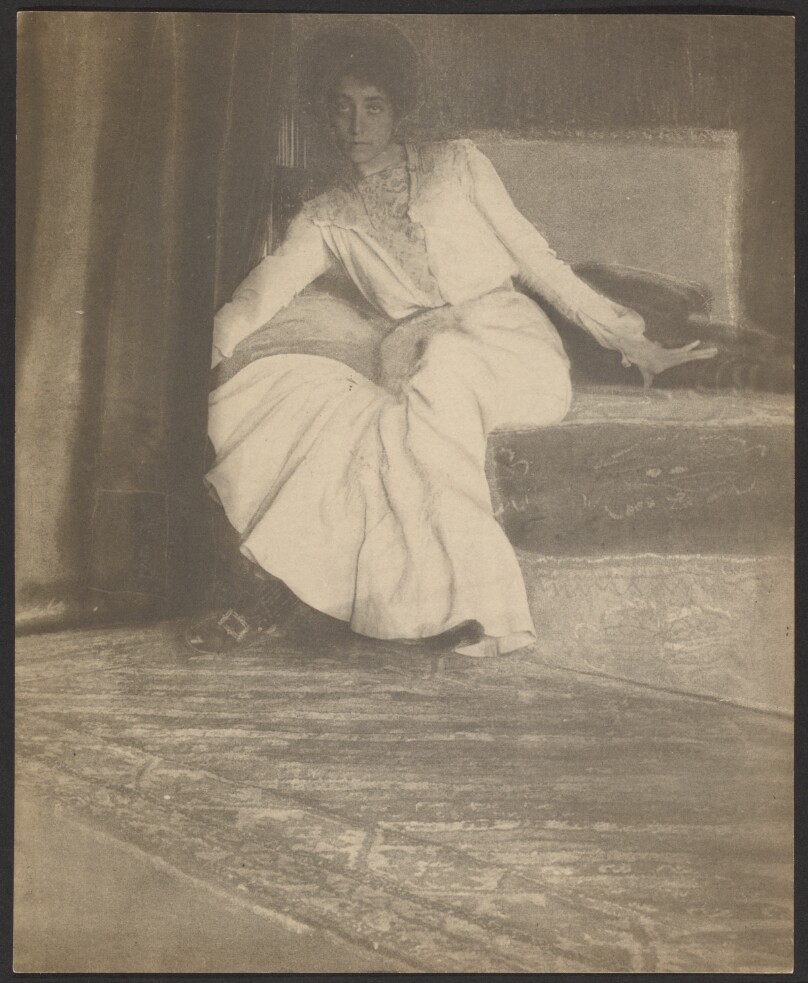[Portrait of Mercedes de Cordoba]