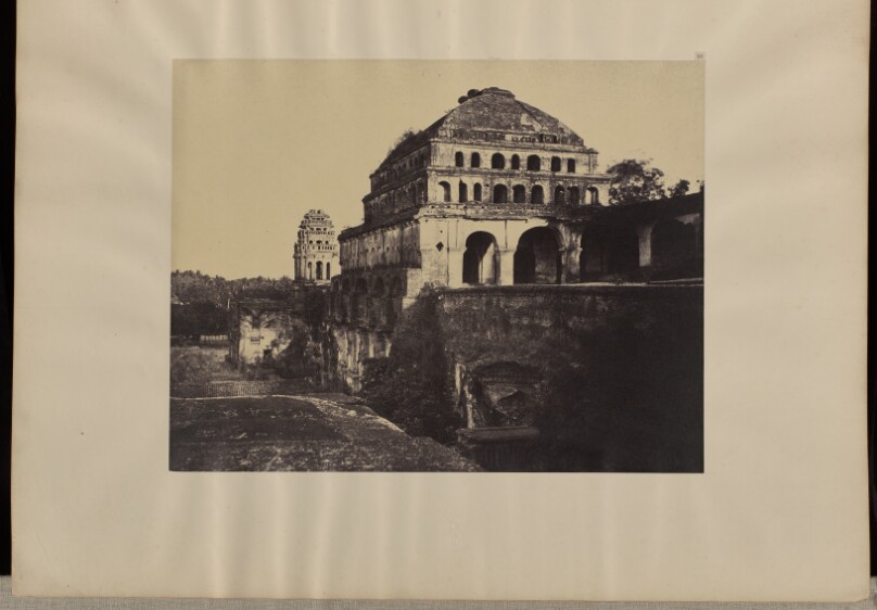 Madura. [Trimul Naik's] Palace, View of North East Corner from One Side Sub Court Shewing the Exterior of One of the Halls of the Quadrangle.