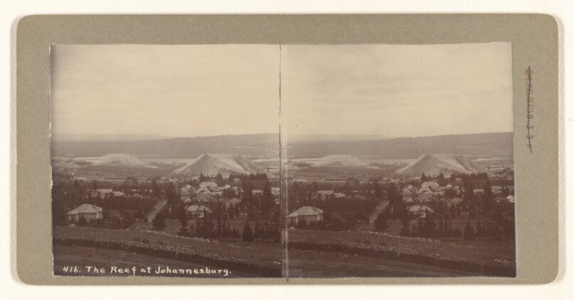 The Reef at Johannesburg (recto); Ancient Ruins at Mptone, Rhodesia (verso)