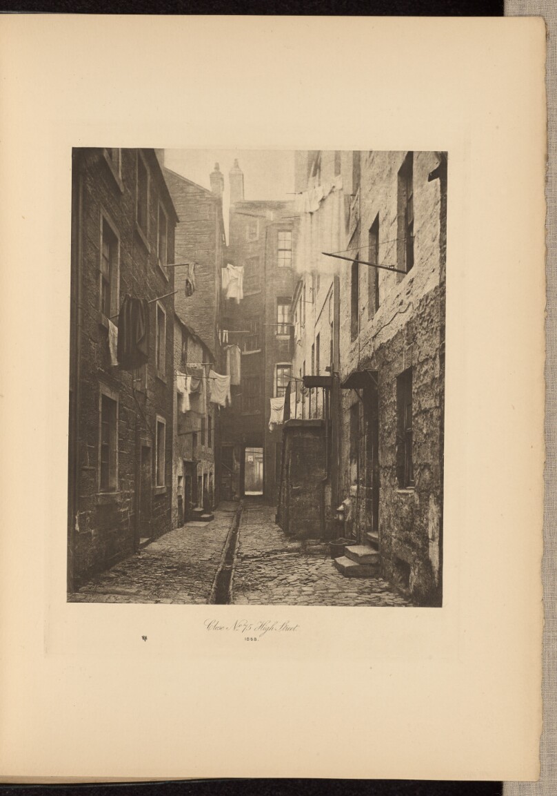 Close No. 75 High Street