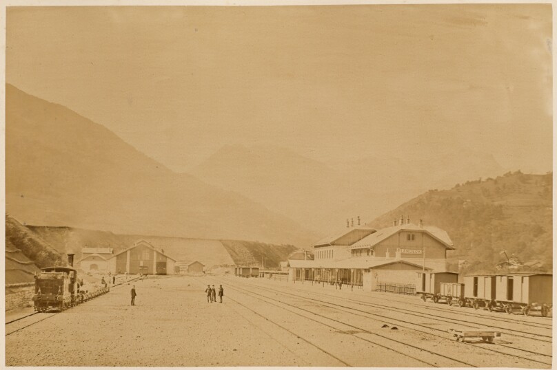 Station Landeck, Vorderseite