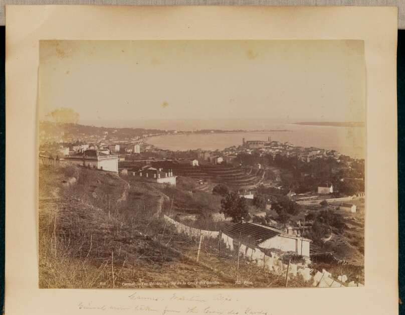 Vue Générale prise de la Croix des Gardes, Cannes