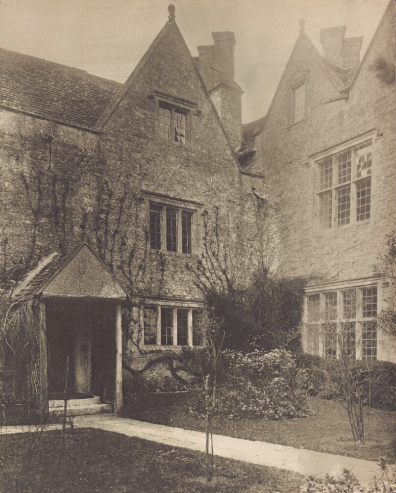 Kelmscott Manor: Entrance