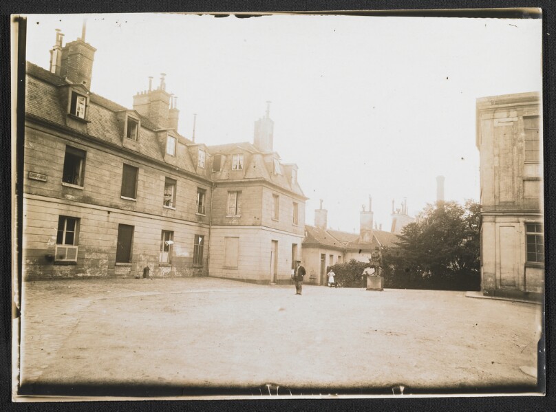 [L'Etablissement des Gobelins. Les rideaux bâtiment où sous les ateliers.]