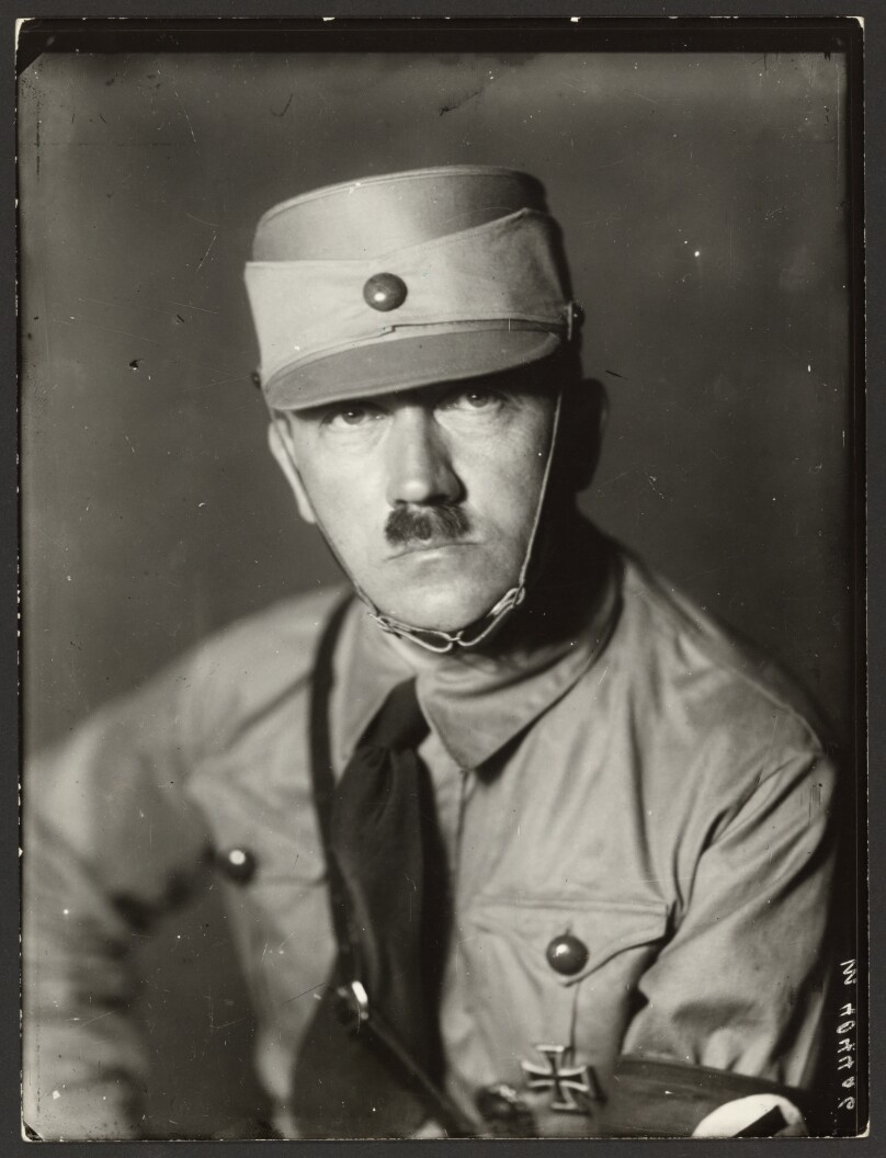[Portrait of Hitler in military uniform]