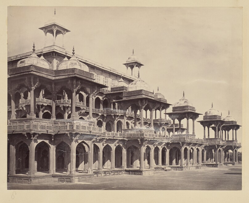 [Tomb of Akbar the Great at Sikandra]