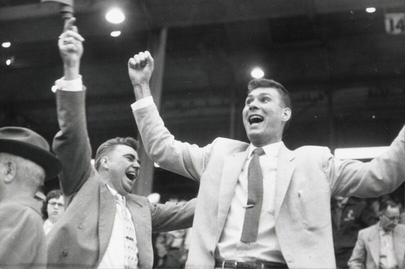Milwaukee citizens cheer the "Braves," their adored team.