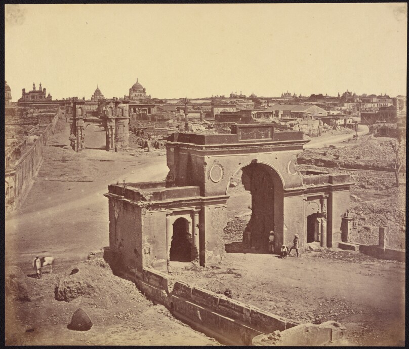 Bailee Guard-Gate, Taken from the Inside, and Showing the Clock Tower, Lucknow (2007.26.208.19)