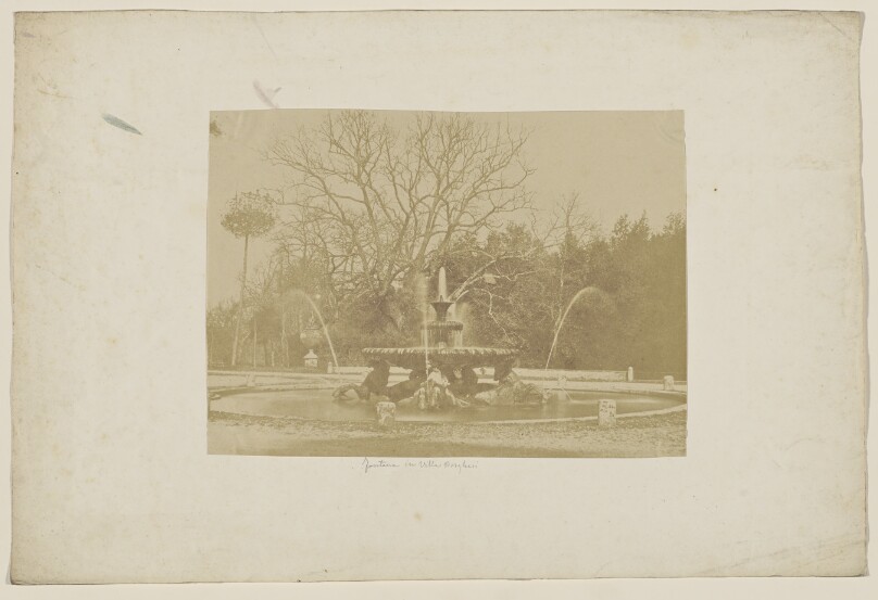 [Fountain at Villa Borghese]