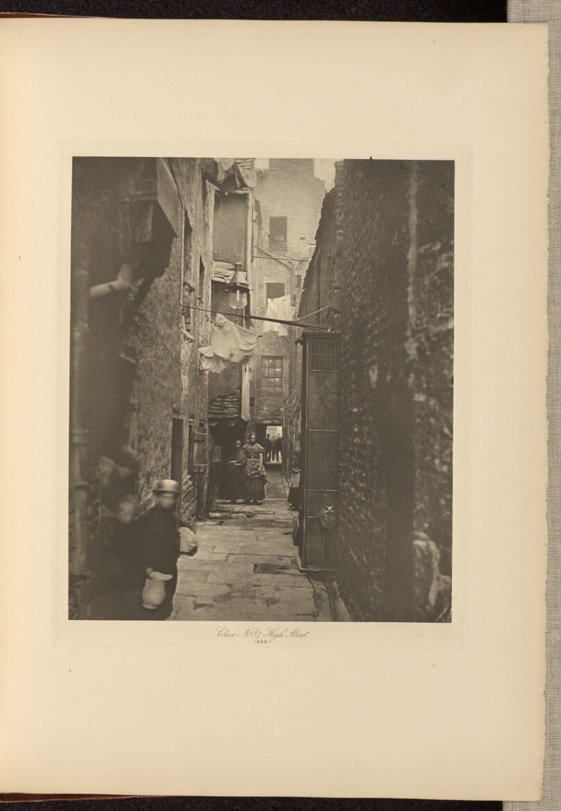 Close No. 37 High Street