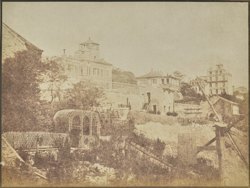 [Hill in Montmartre, between rue Lepic and rue d'Orchampt]