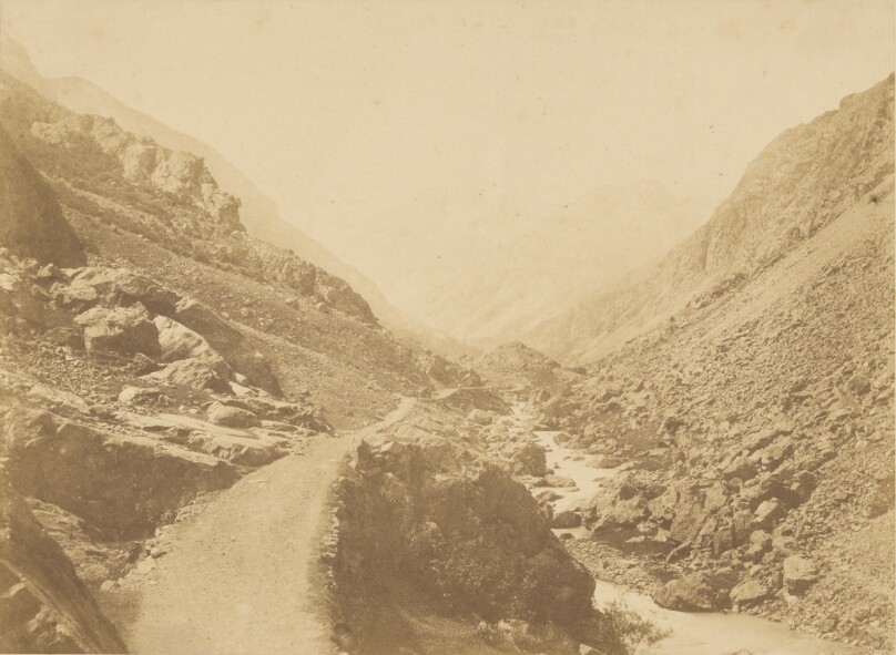 [Road going to Gavarnie]