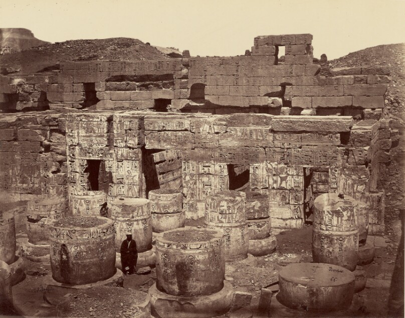3eme Cour du Grand Temple de Medinet-Abou, ou des colonnes. Thebes