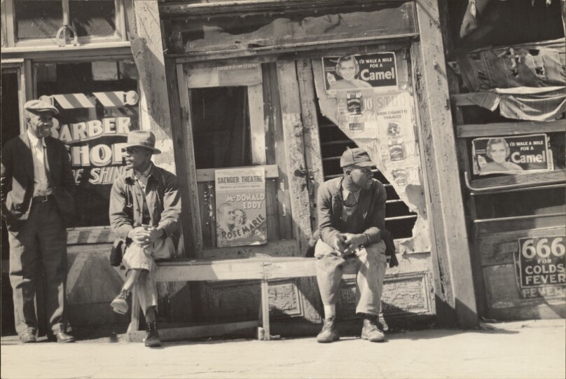 [Street Scene, Vicksburg, Mississippi]